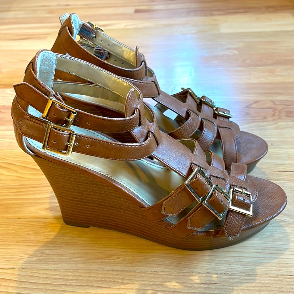 Express Wedges
